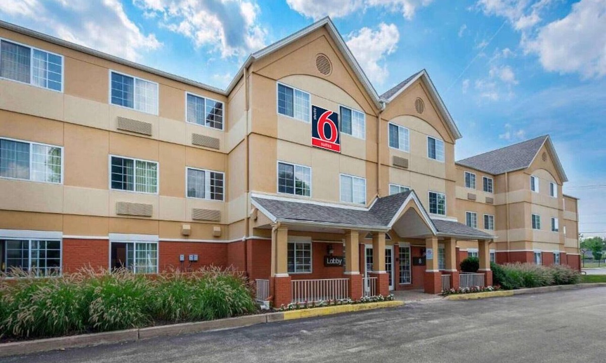 Malvern Apartment | 1 King Bed | Hearing Accessible, Kitchen