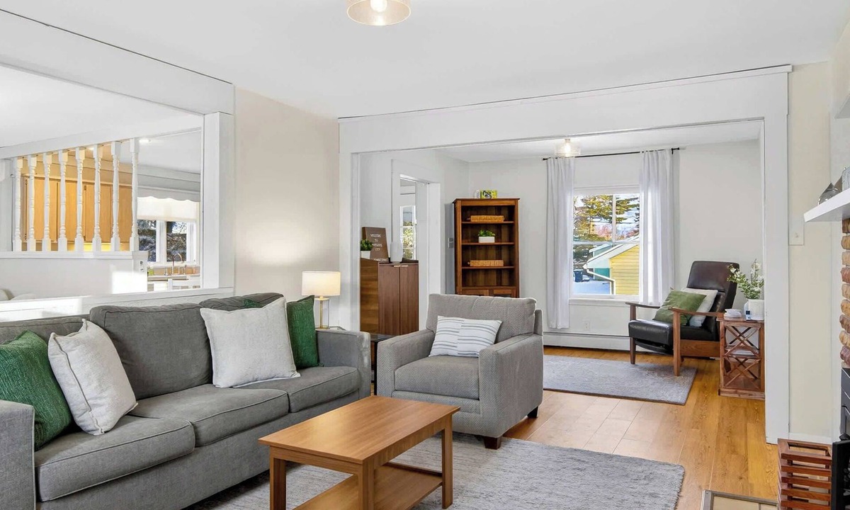 Traverse City House | 16th Street Retreat, 30-day Rental, Downtown TC
