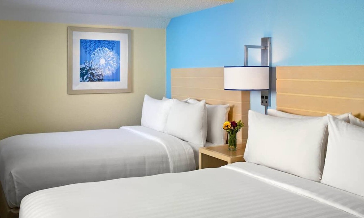 Crestline Heights House | 3 Family-friendly Suites w/ FULL Kitchen, Pets Allowed, Onsite Pool, Breakfast!