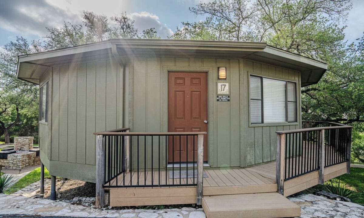 Lakeway Villa | Acacia #17 - Secluded Treehouse with Resort Hot Tub