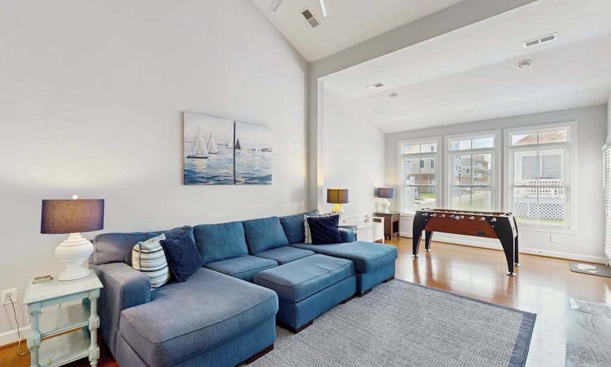 The Commons Condo | Bayside Resort -11282 Signature Blvd.