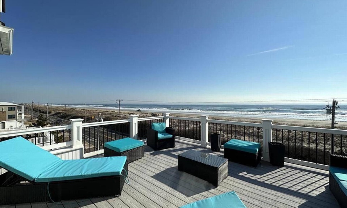 Dennisville Condo | Beachfront AND Bay Views from this 5 Bedroom Sea Isle City Home