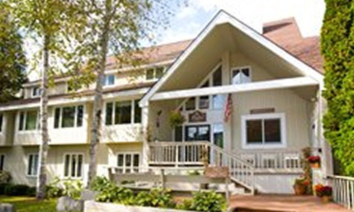 Waterville Valley Apartment | Beautiful 2 bedroom unit at resort, sleeps 8