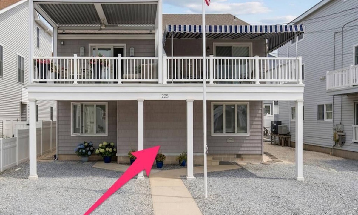 Townsend's Inlet Condo | Beautiful 4 Bedroom Townsends Inlet Home with Bay Views!