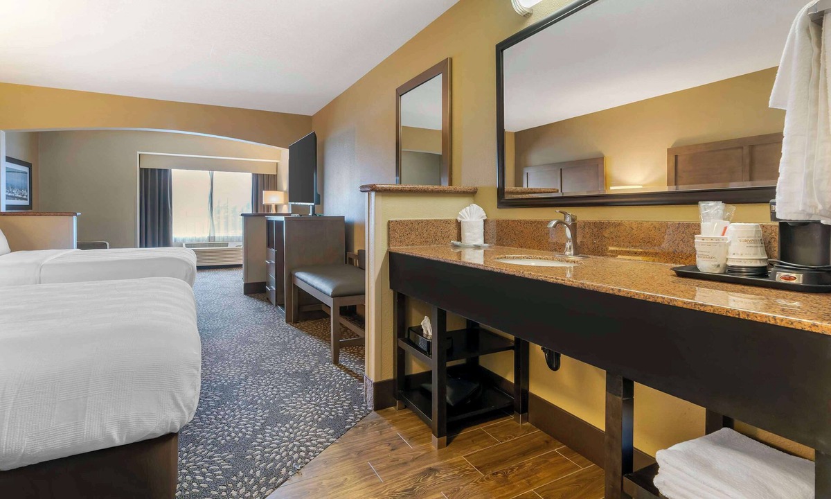 Astoria Hotel | Best Western Columbia River Waterfront Hotel Astoria
