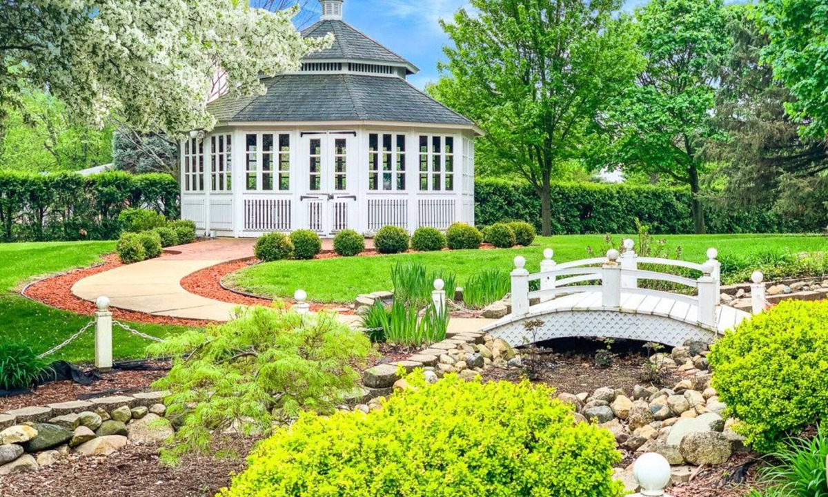 Plymouth Bed & Breakfast | Biddle Point Inn & Event Venue