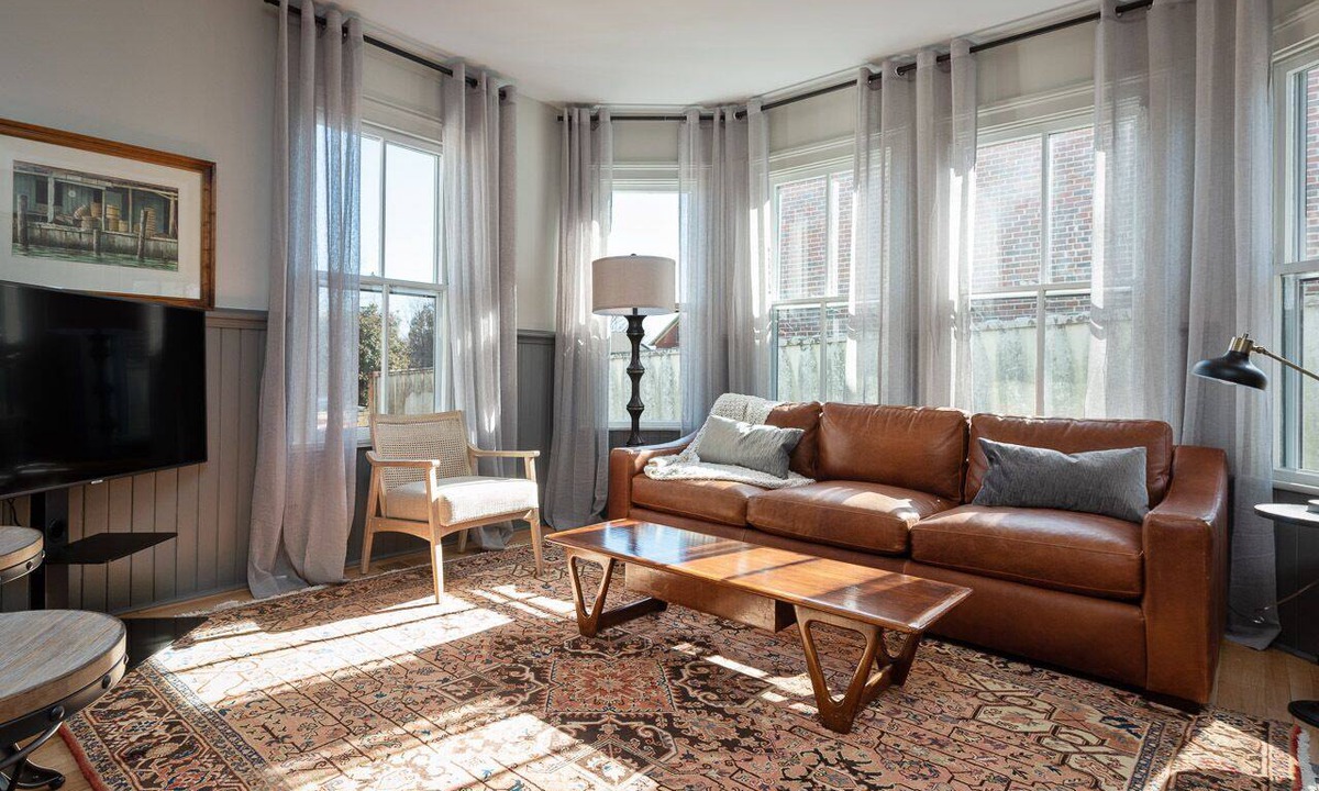 Belmont Apartment | Blacksmith Apartment | Lux Extended Stay in Belmont