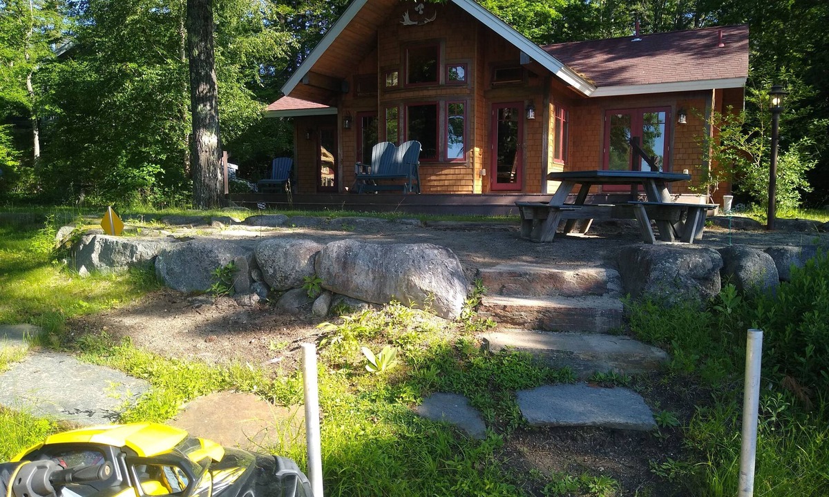 Rindge Cabin | Cabin & Sauna on Lake Monomonac near Mt. Monadnock