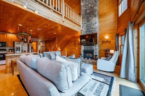 McHenry House | Cedar Shores Villa #09