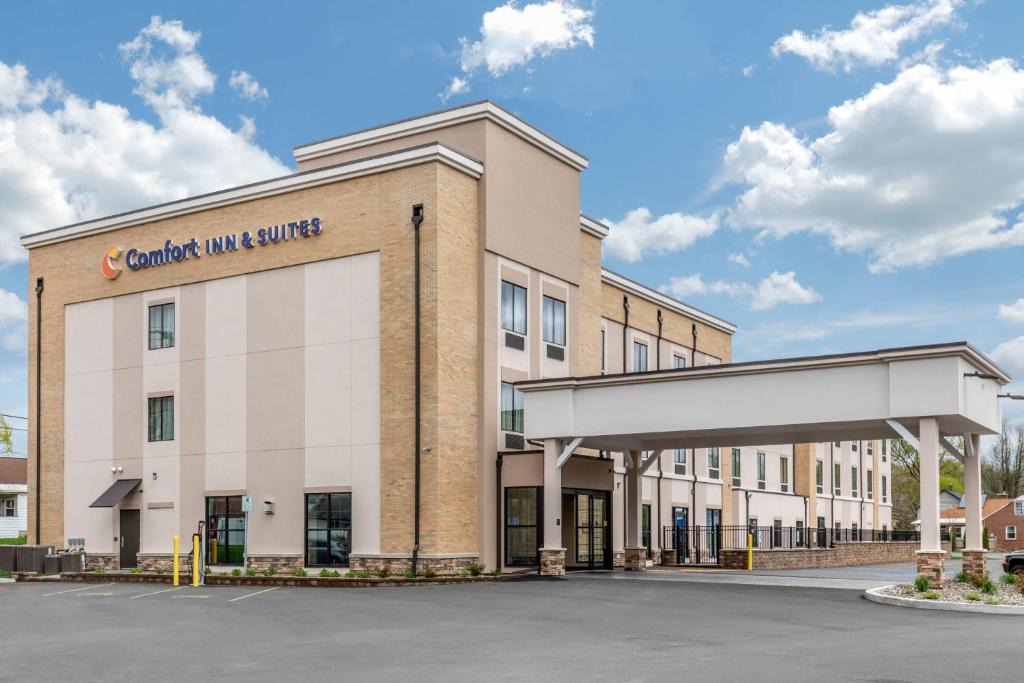 Scotia Hotel | Comfort Inn & Suites Schenectady - Scotia