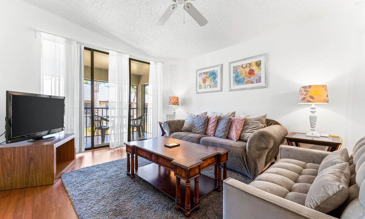South Bradenton Apartment | Cozy Corner. Minutes to Anna Maria Island+