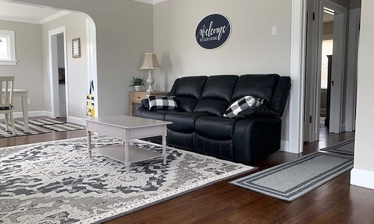 Twinsburg House | Cozy Twinsburg Home