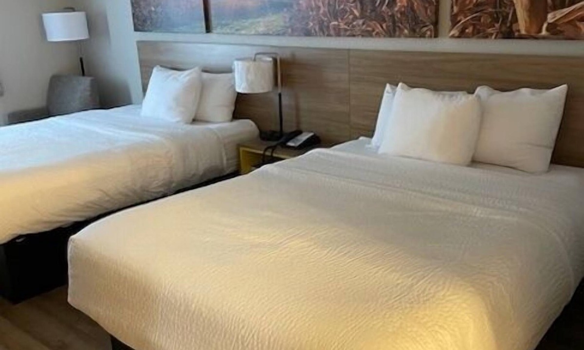 Ames Hotel | Days Inn by Wyndham Ames