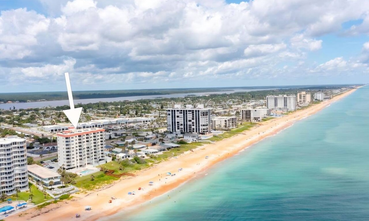 Seawinds Condo Condo | Direct Oceanfront 2-bedroom condo with pool, washer & dryer in Ormond Beach