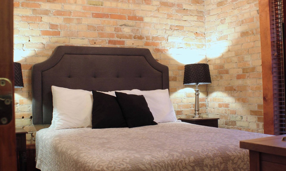 Lake Odessa Apartment | Downtown Lake Odessa's Apartment On 4th