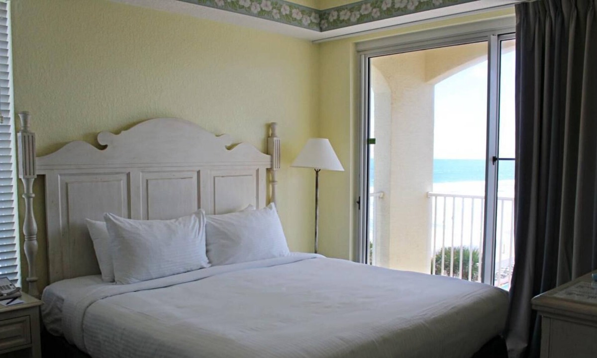 Bostroms Resort | Dream Getaway! 3 Great Units w/Kitchen, Bbq Facilities, Outlet Shopping