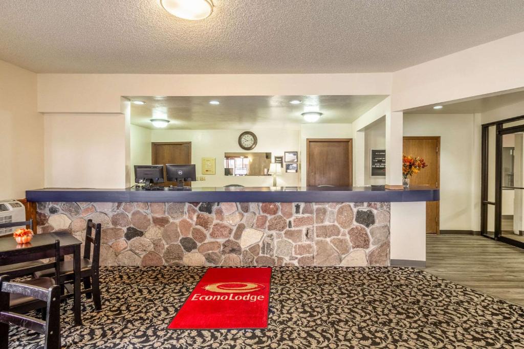 Waupaca Cabin | Econo Lodge Waupaca