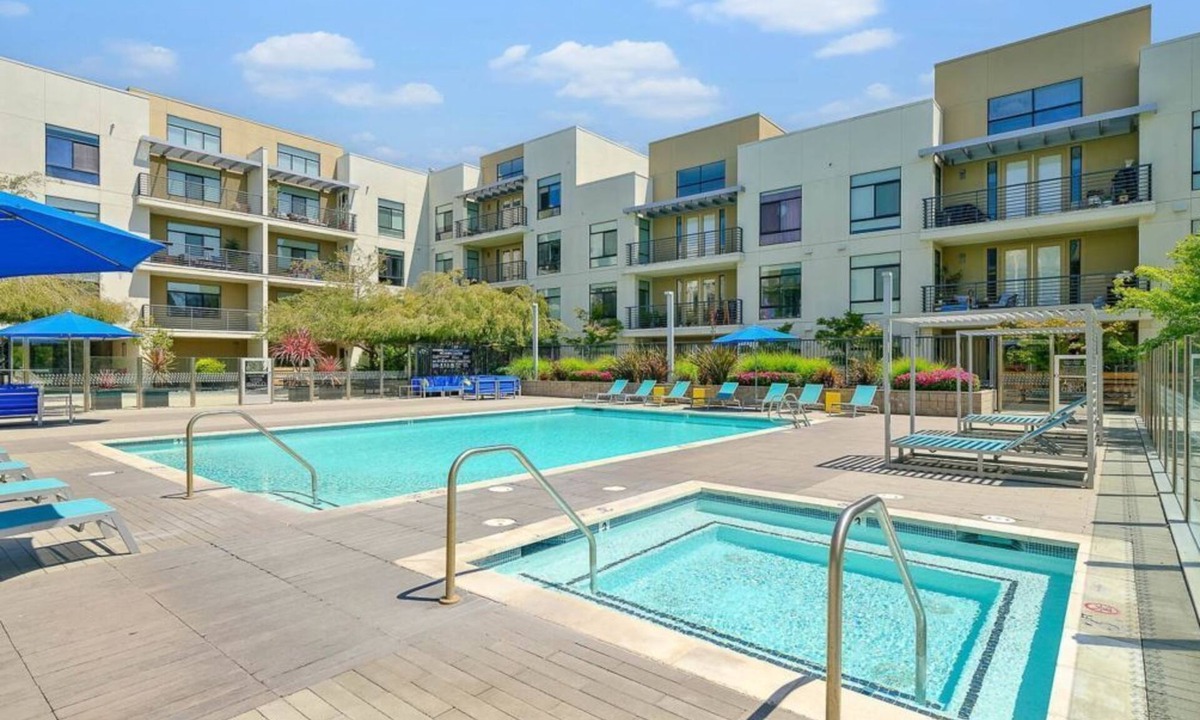 Campbell Condo | Elegant 1BR Condo at Revere with Pool