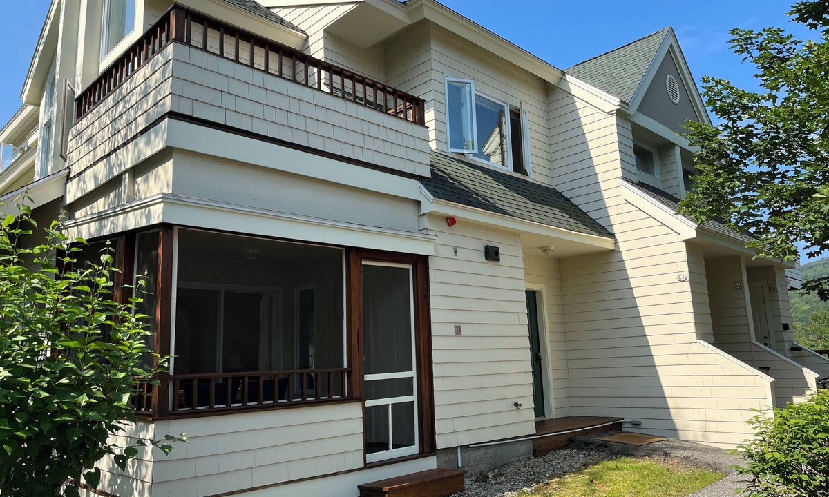 Waterville Valley Condo | Family-friendly Cozy Condo nestled in Waterville Valley