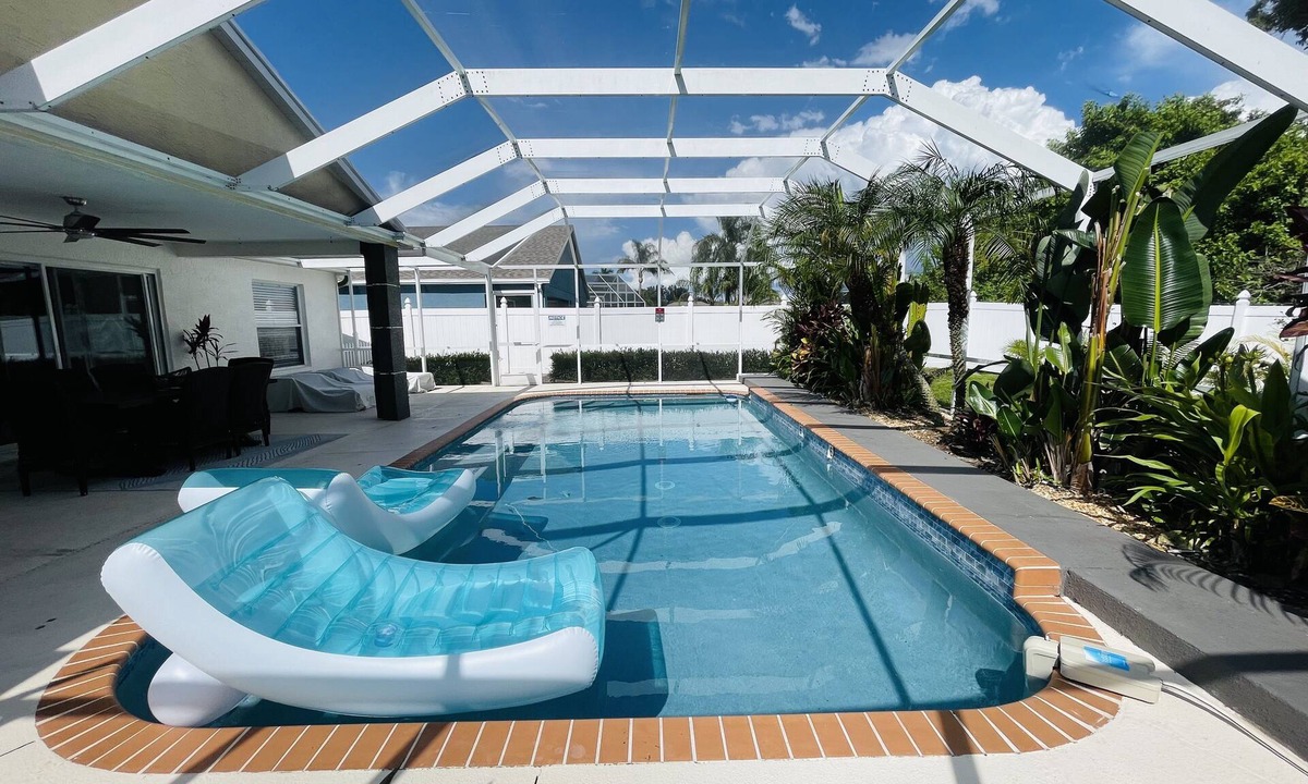 Sabal Harbour House | Florida Paradise Home Near IMG Academy & Siesta Key Beach