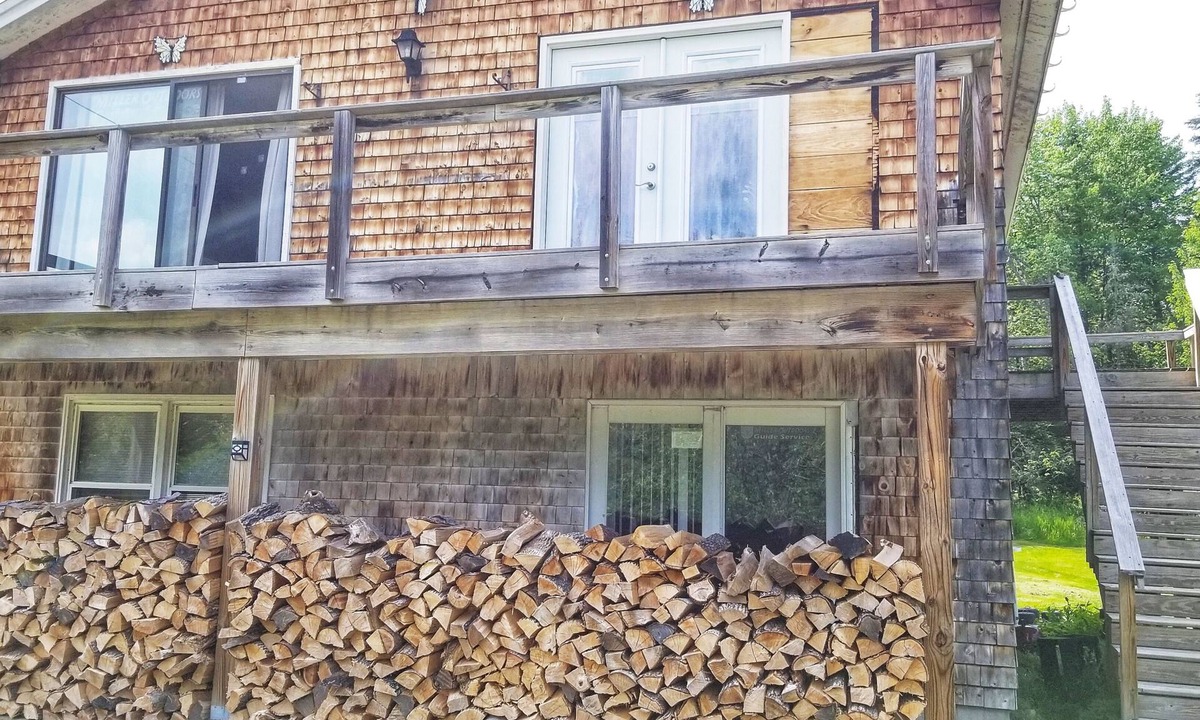 Dummer Cabin | Fully Furnished, Sleeps 5, Directly On Snowmobile Trail, 90 days
