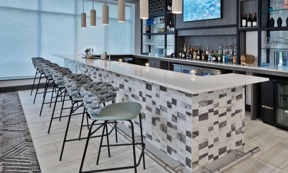Crestline Heights Hotel | Hilton Garden Inn Birmingham SE/Liberty Park