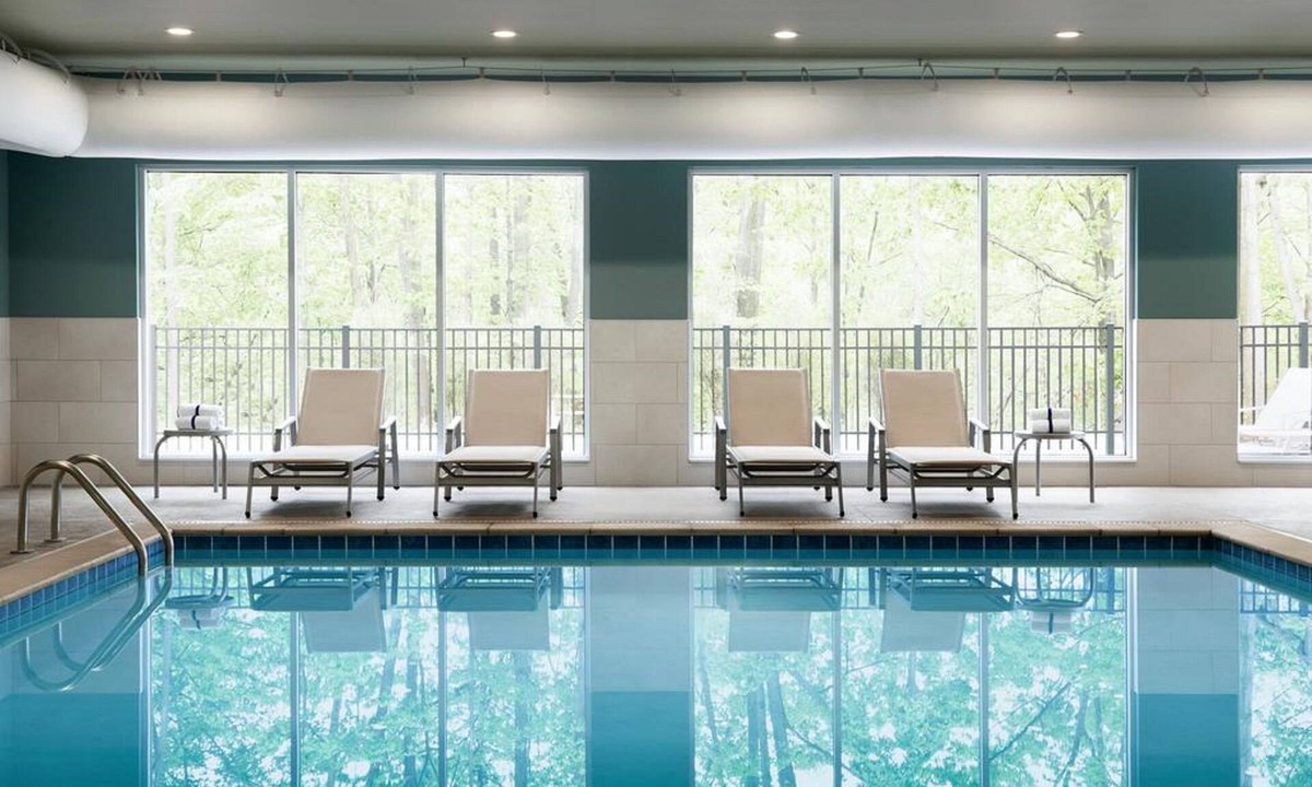 South Haven Hotel | Holiday Inn Express South Haven by IHG