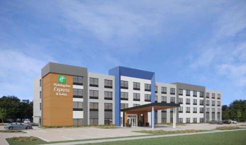 Plainwell Hotel | Holiday Inn Express & Suites Plainwell by IHG