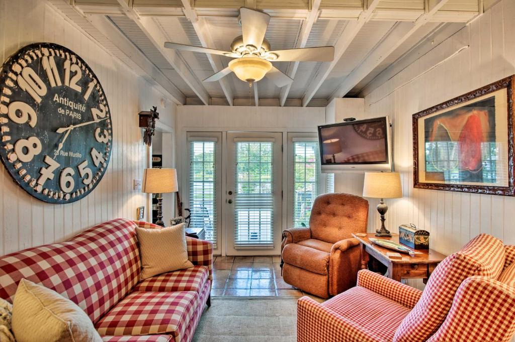 Altamonte Springs Apartment | Lake Marion Apt w/Canoe in Altamonte Springs!