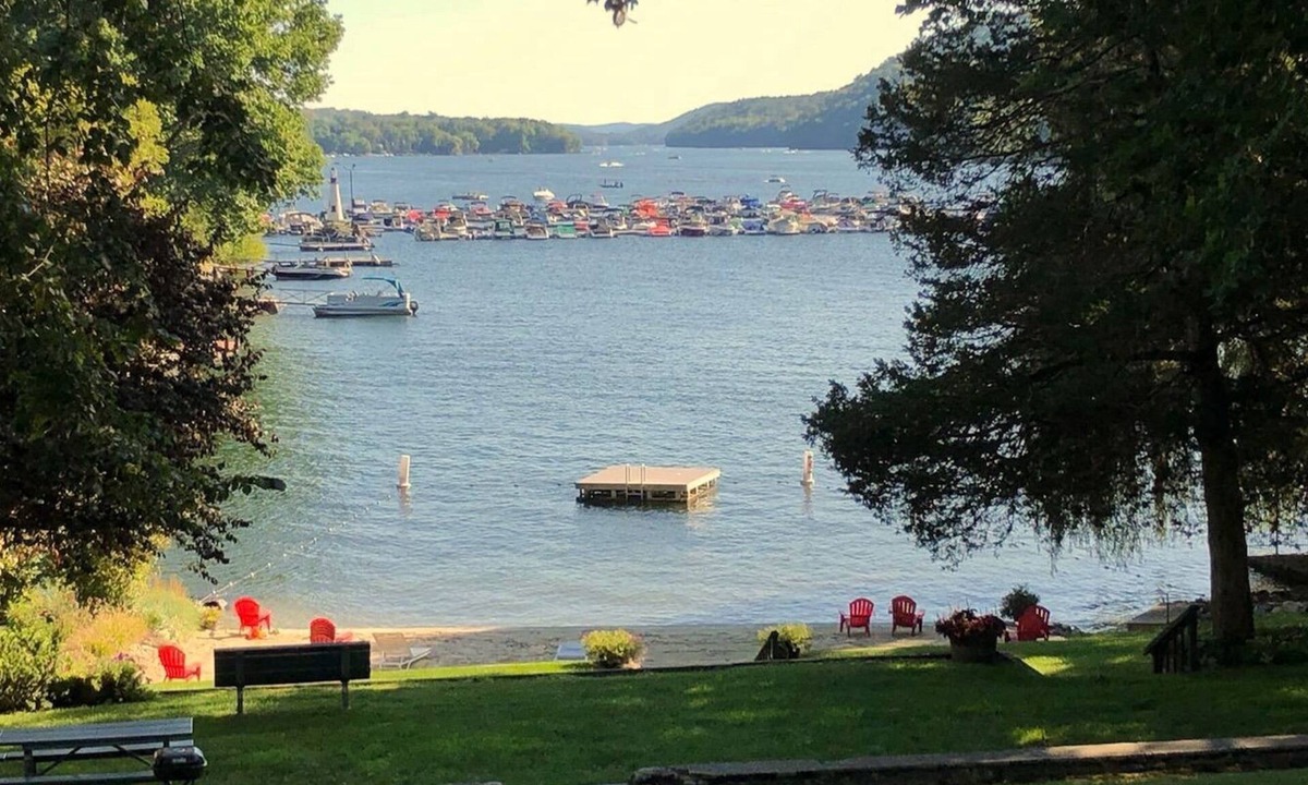 New Milford Apartment | Lake neighborhood apartment with private beach & lake front park