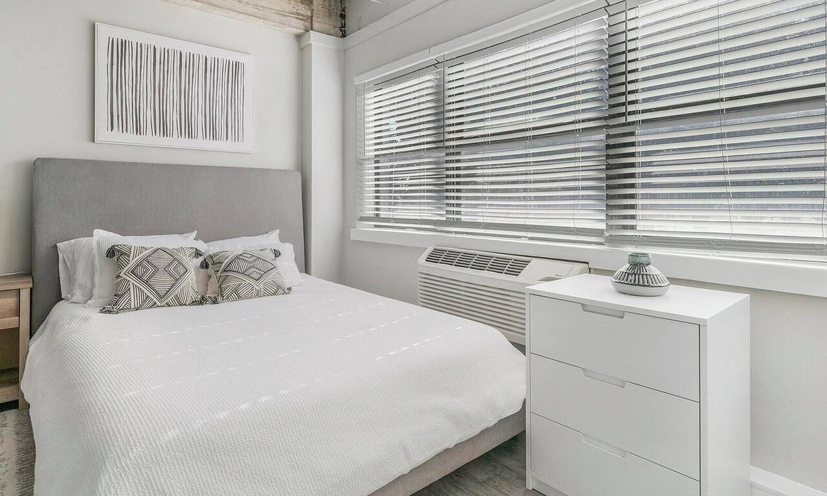 Central Business District Apartment | Landing | Stunning Studio, Clubhouse, Gym