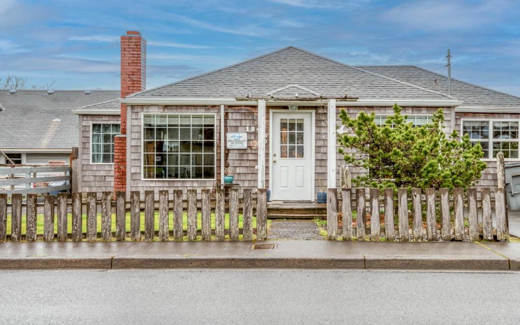Seaside House | Little Cottage at the Coast