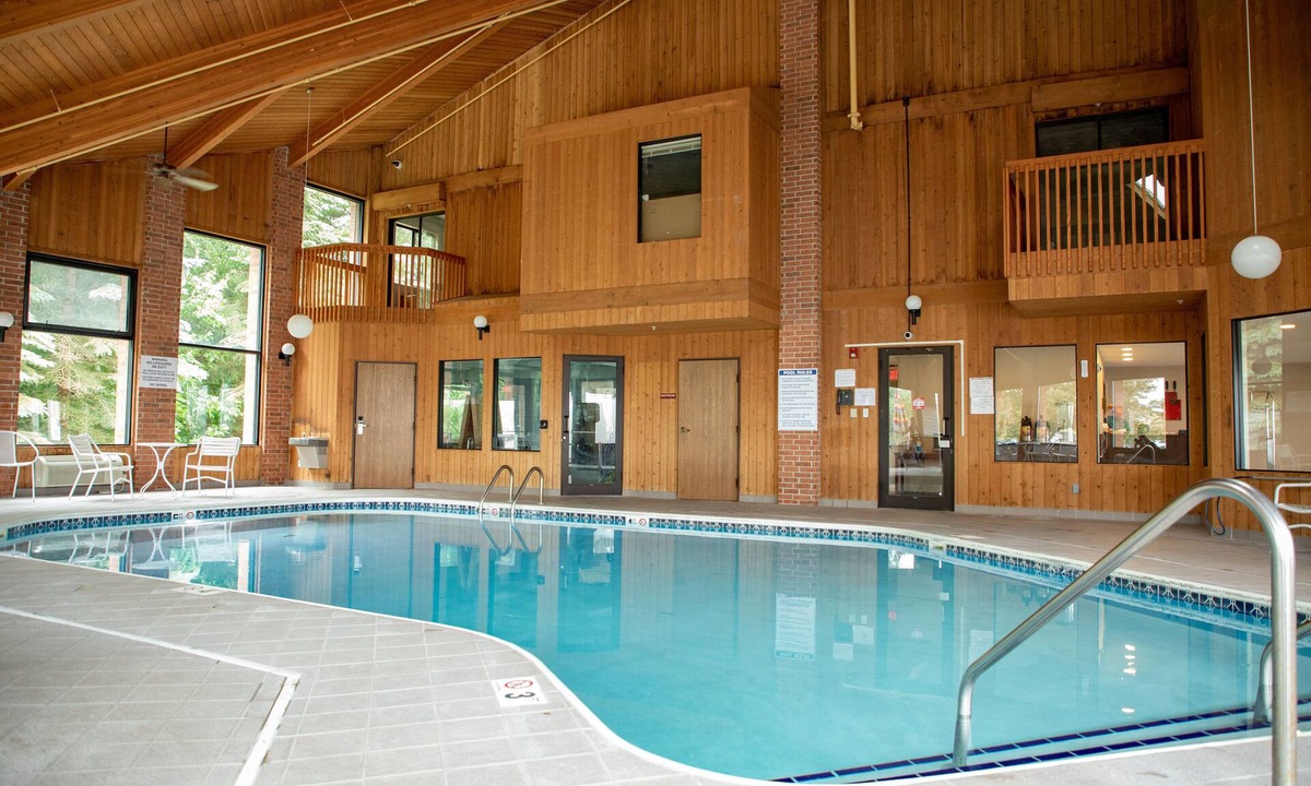 Lomira Hotel | Lomira Inn and Suites
