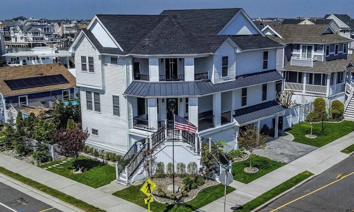 Riviera House | Luxury and Privacy in Your Coastal Sanctuary
