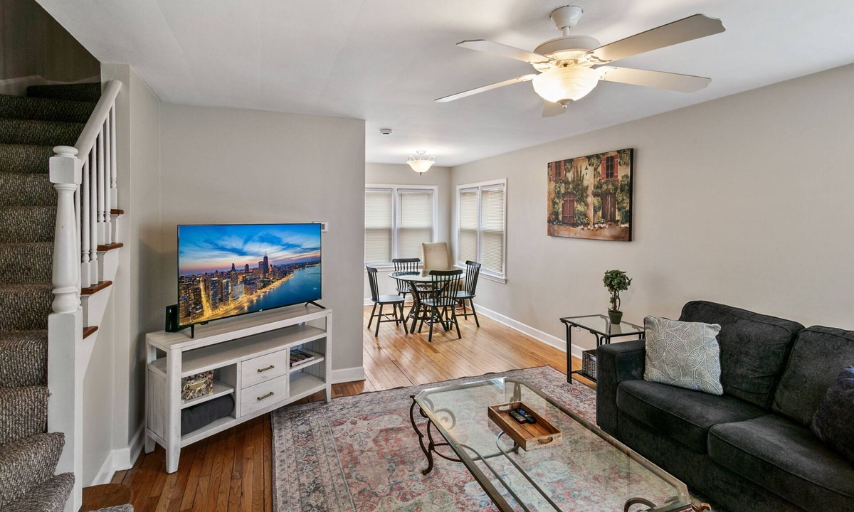 Libertyville Apartment | Modern and Spacious 2-Story