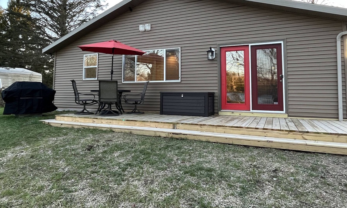 Brohman House | Moon Beam Lake Cottage