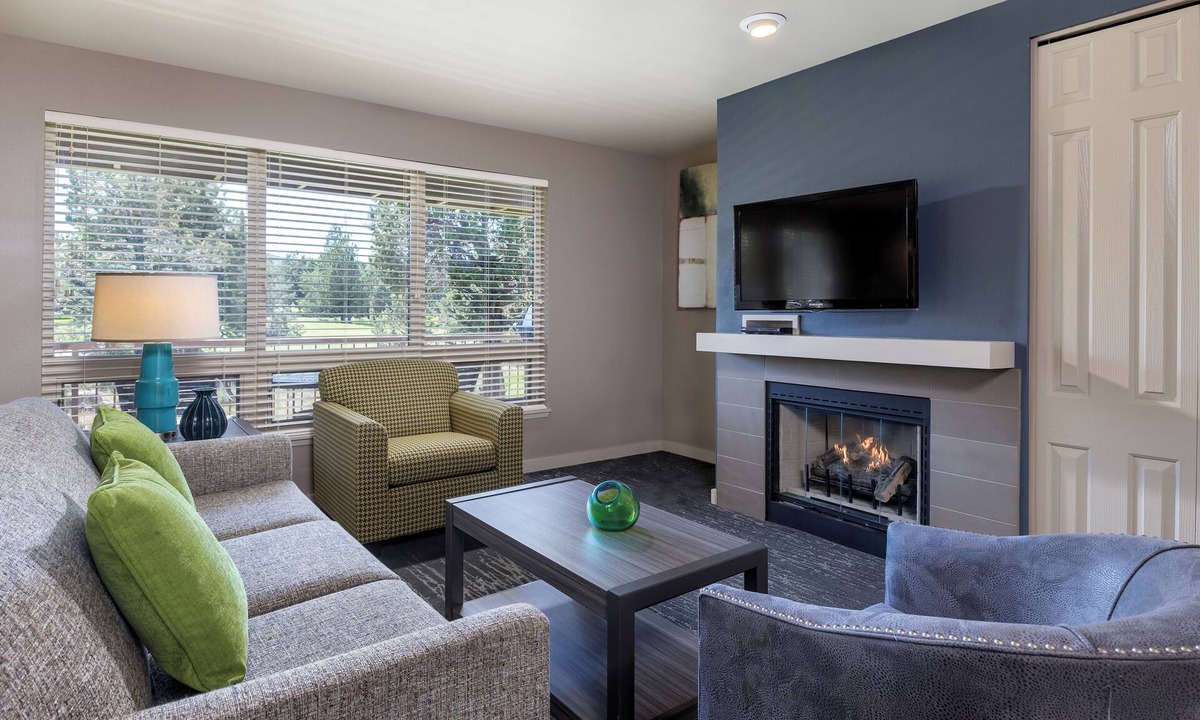 Redmond Resort | OFFICIAL LISTING | WorldMark Eagle Crest 2 BR w/2 Pools, 3 Golf Courses & More!