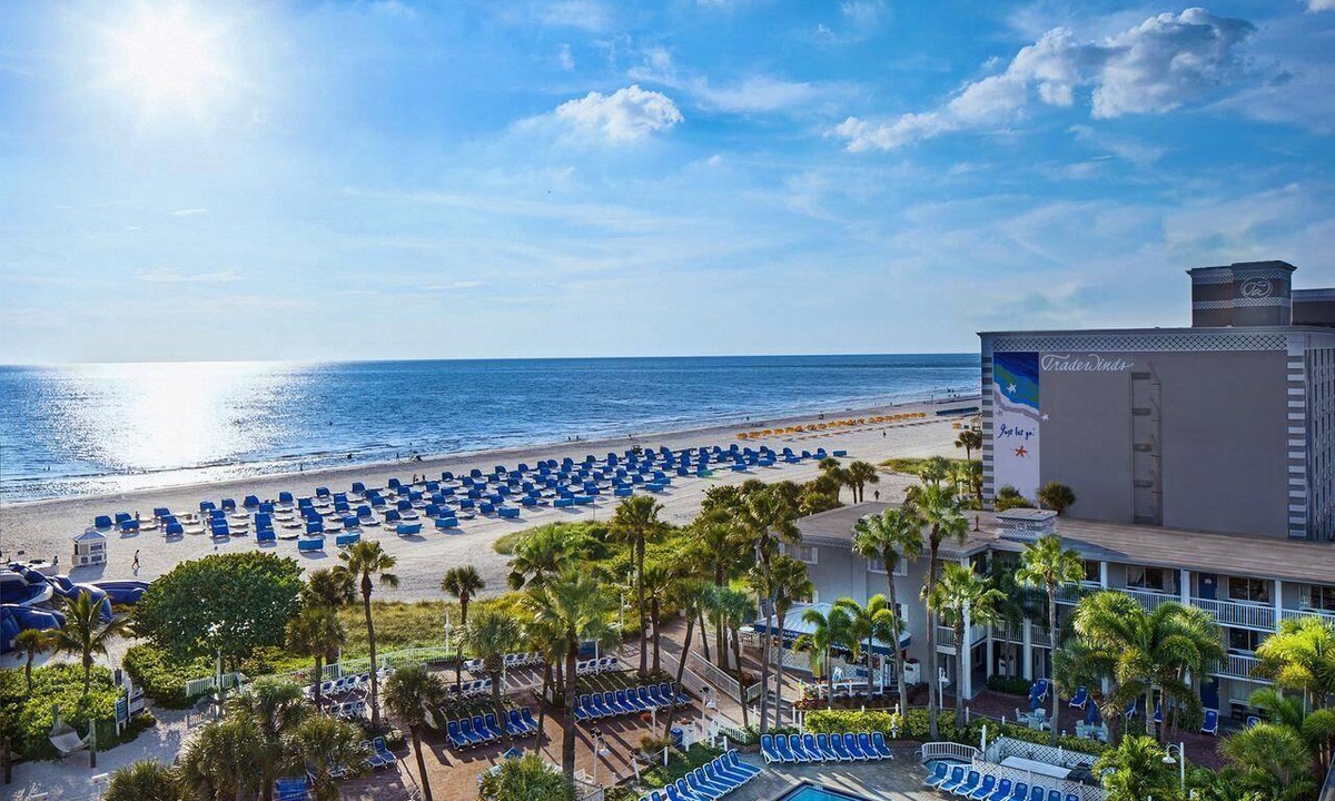 St. Pete Beach Hotel | Perfect for Groups! With Kitchenette and Stunning Tropical View, Onsite Pools!