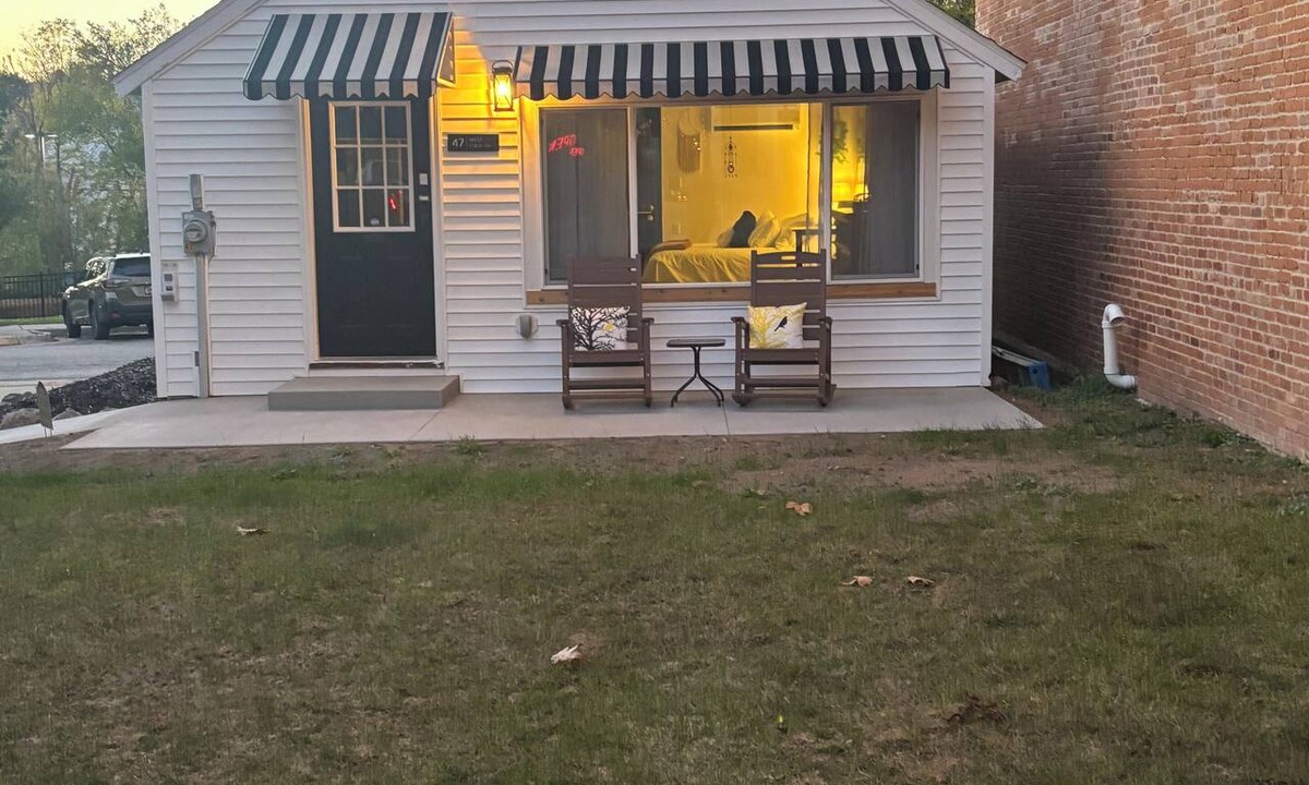 Newaygo House | Private Little Gem