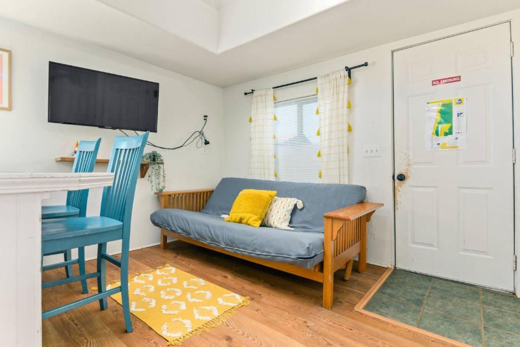 Rockaway Beach House | Sea Haven Motel Unit 7