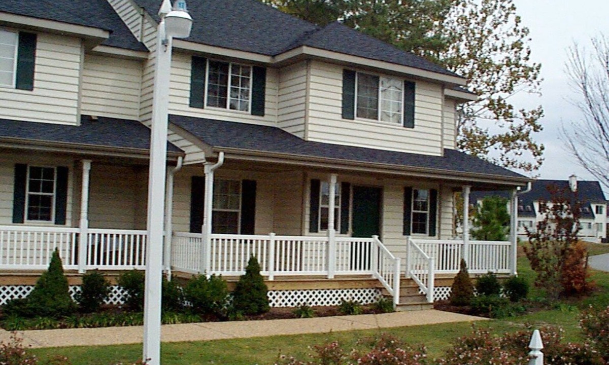 Berkeley Apartment | Spacious 2 BR | Historic Powhatan Resort