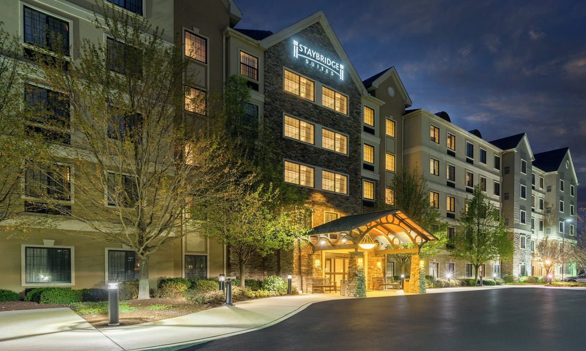 Concordville Hotel | Staybridge Suites Wilmington - Brandywine Valley by IHG