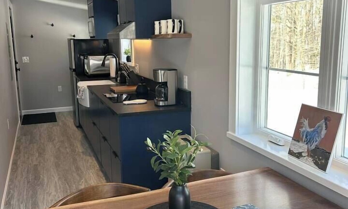 Harpswell Center House | Treehouse Farm Stay on the Maine Coast