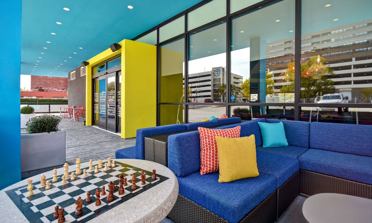 Downtown Hotel | Tru by Hilton Manchester Downtown