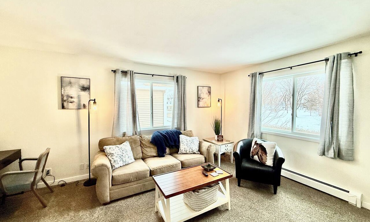 Cedar Rapids Apartment | Twice As Nice 2-bedroom Apartment in Cedar Rapids