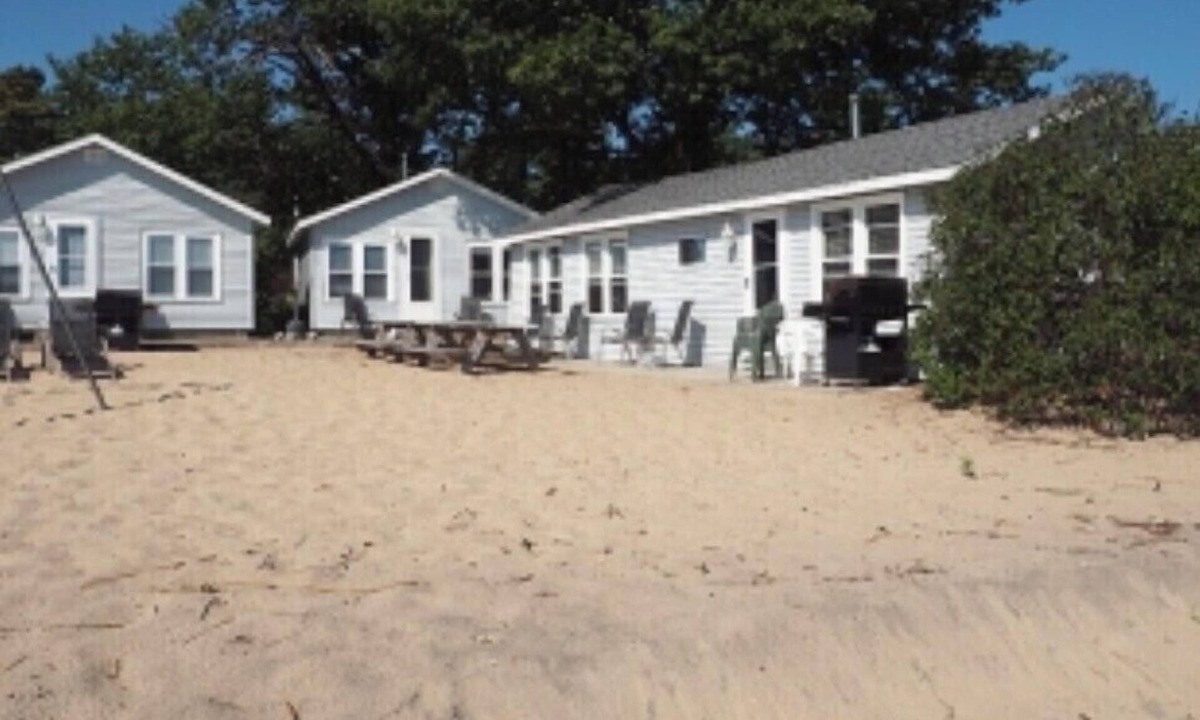 Oscoda Resort | Two Bedroom Cabin On The Beach, sleeps 6