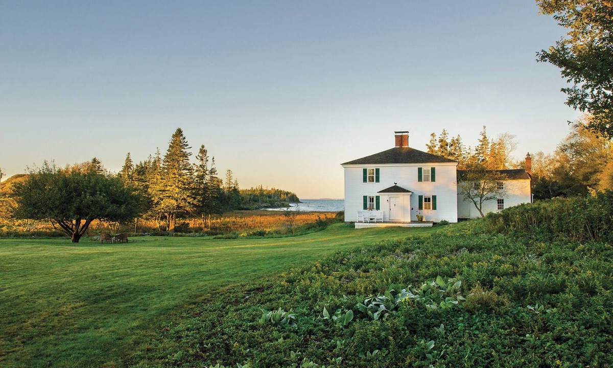 North Haven House | Unimaginably Beautiful Frank Benson’s 18 Acre Oceanfront Farmhouse Tennis Estate