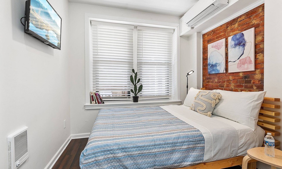 West Philadelphia Hotel | Ututu Stay West