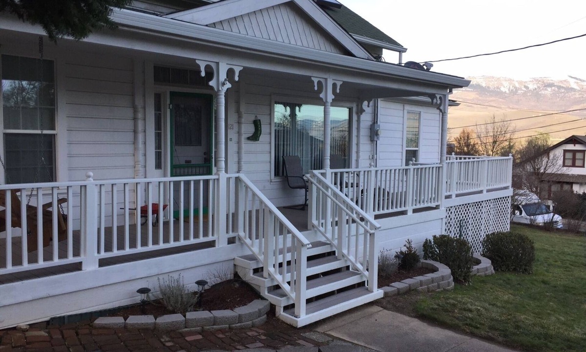 Ashland House | Vacation Home in Beautiful Ashland (Ashland, OR)