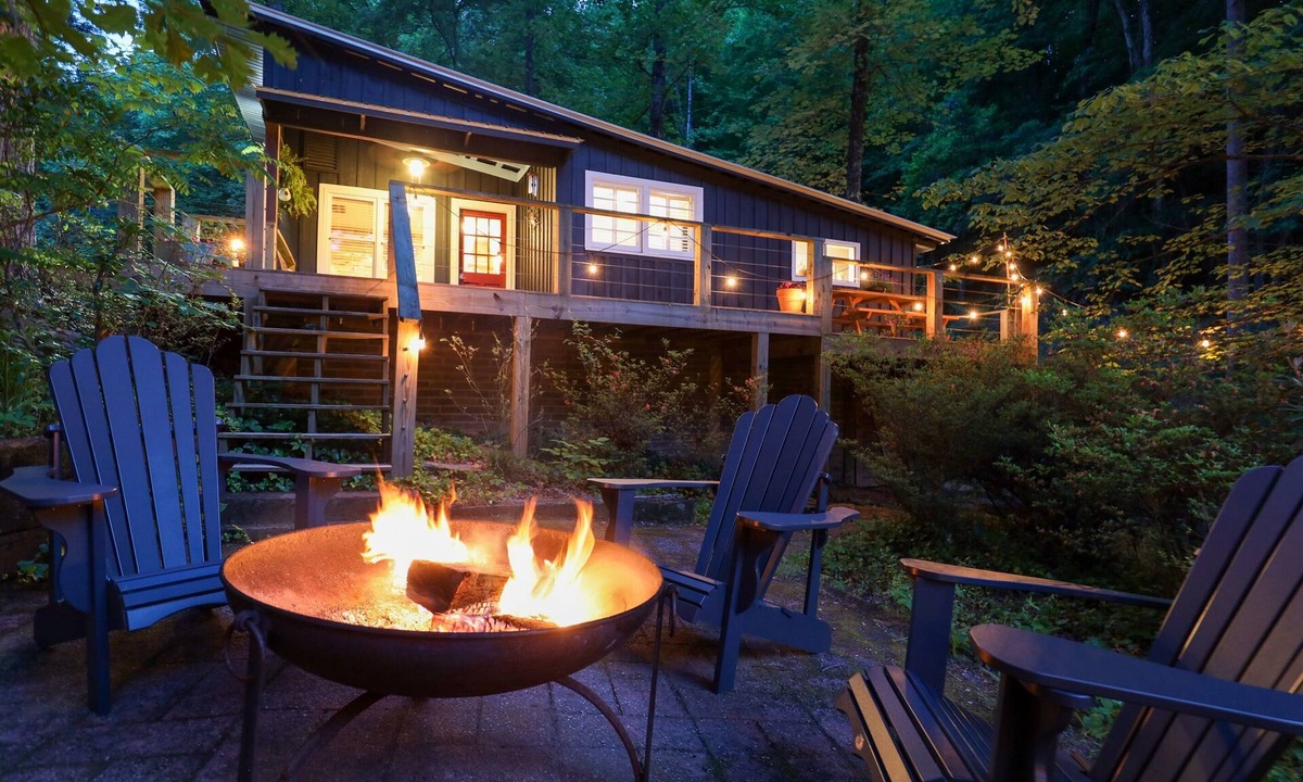 Clayton House | Walk-to-Downtown Retreat | Creekside + Hot Tub